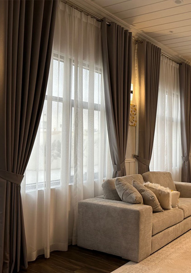 motorized-curtains-in-living-room