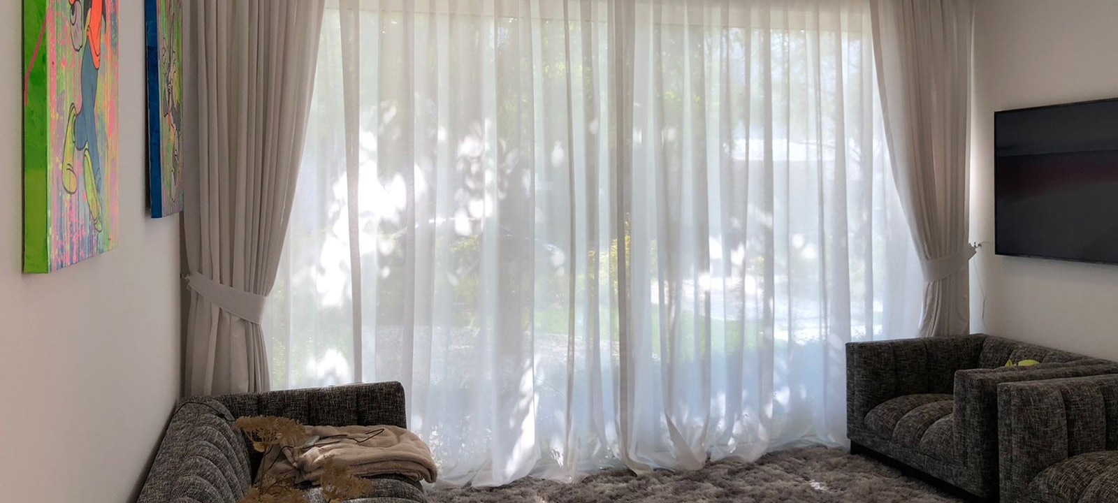white-and-beige-curtain-in-living-room